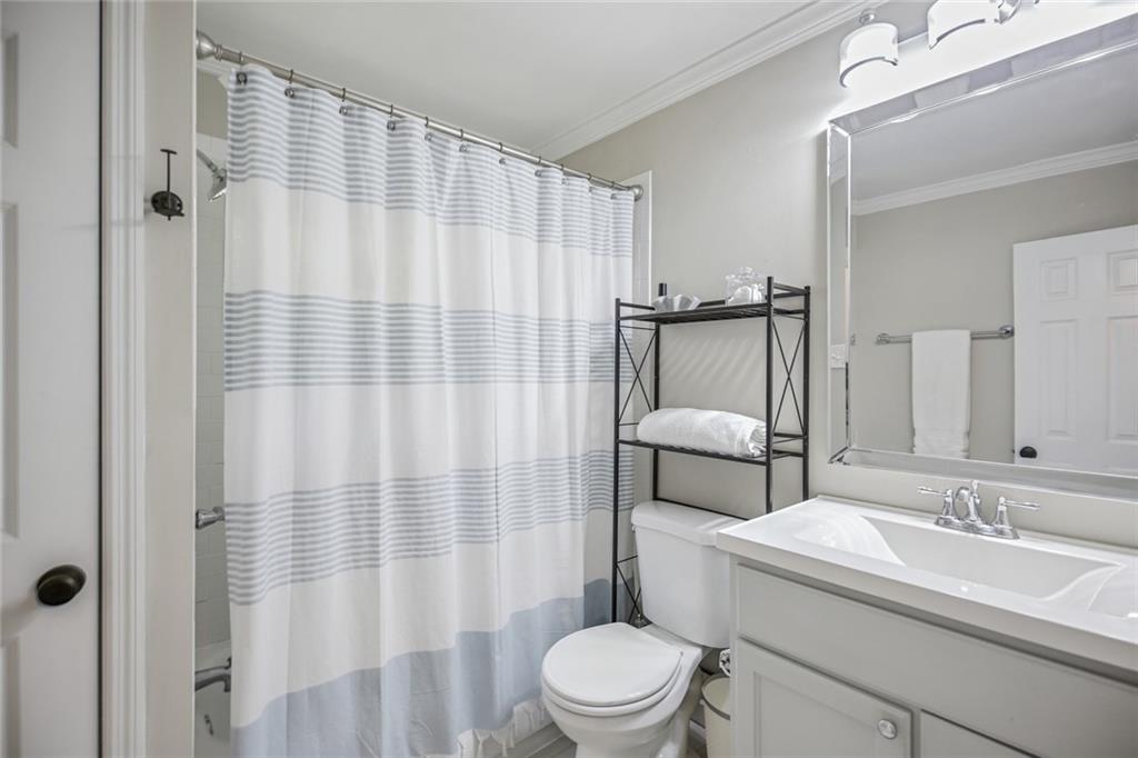 136 Peachtree Memorial Drive NW Unit IH3