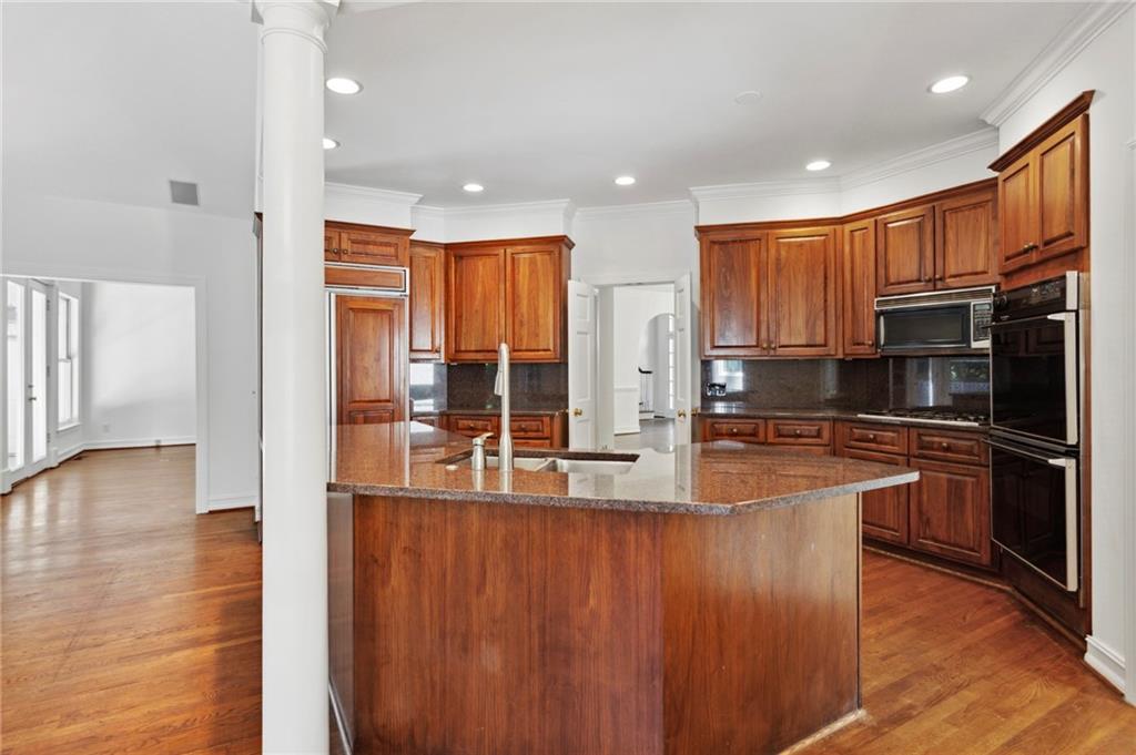 7 Westminster Close Drive NW