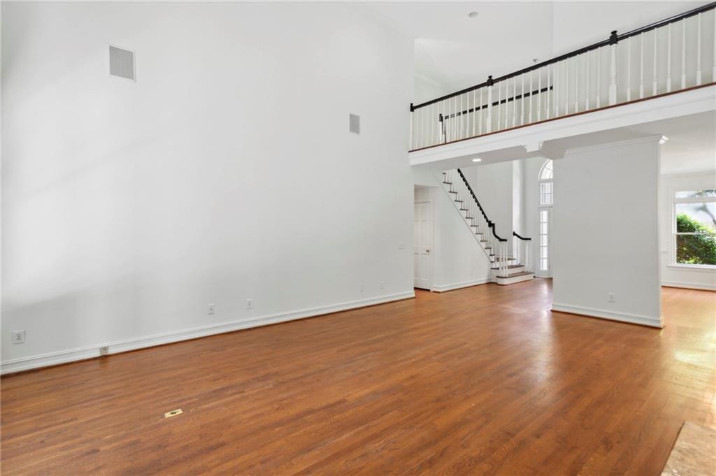 7 Westminster Close Drive NW