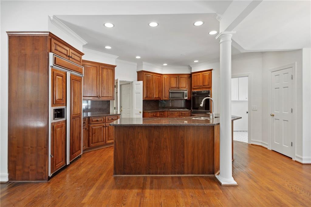 7 Westminster Close Drive NW