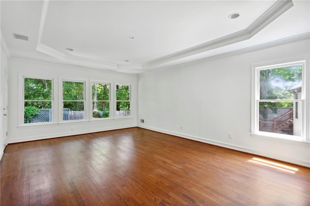 7 Westminster Close Drive NW