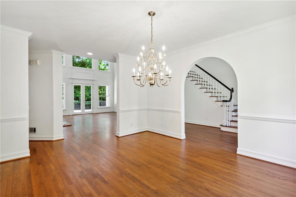 7 Westminster Close Drive NW