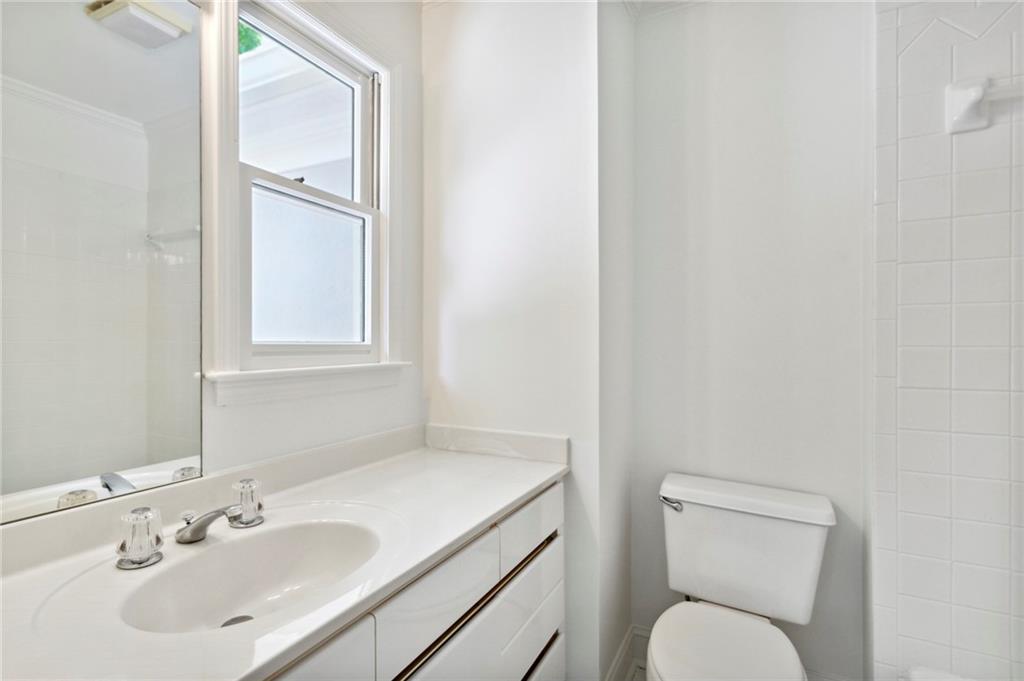 7 Westminster Close Drive NW