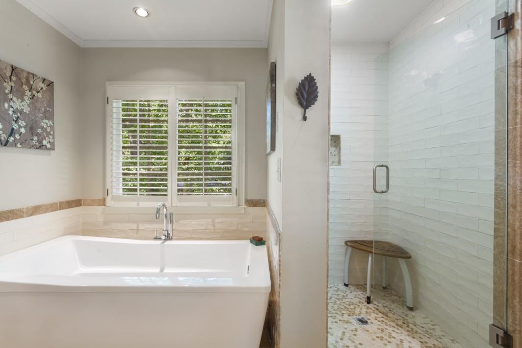 4600 Brook Hollow Road NW