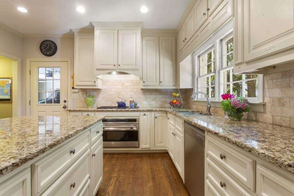 4600 Brook Hollow Road NW