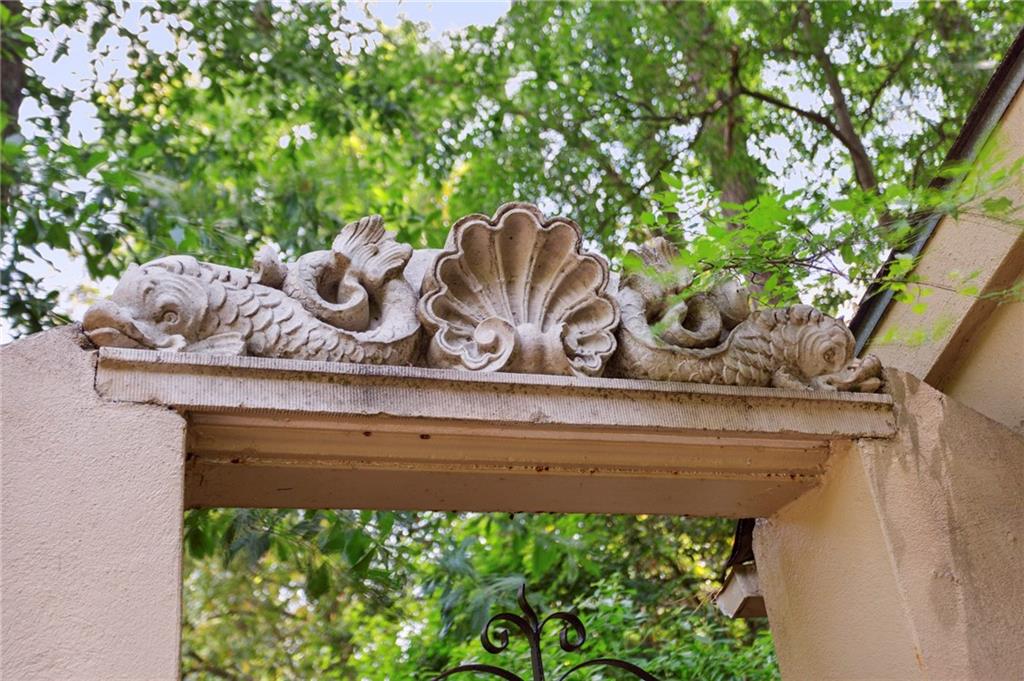 2515 Habersham Road NW