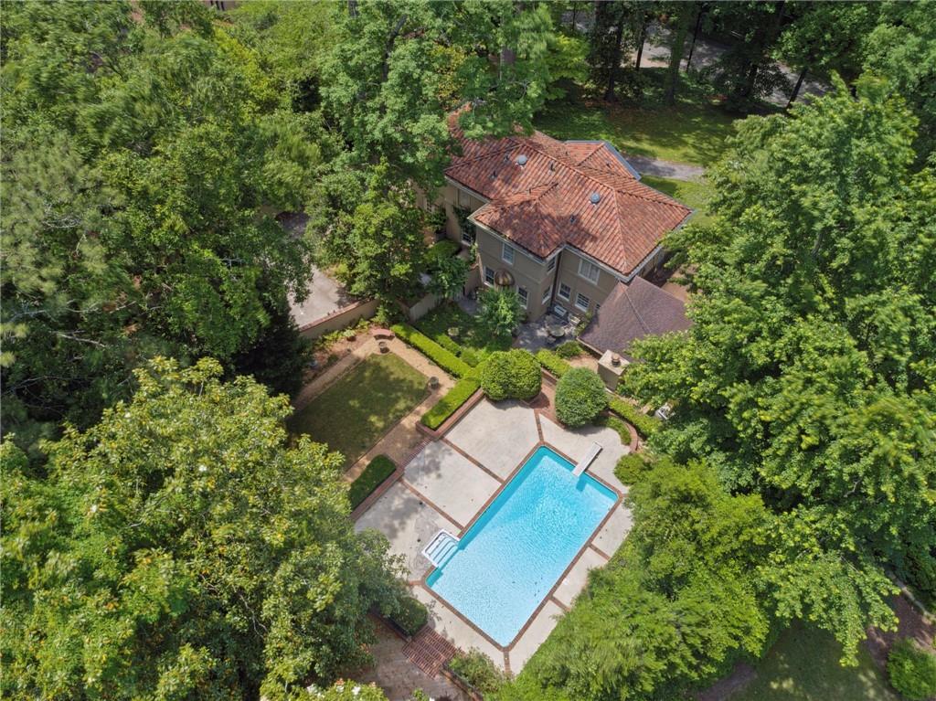 2515 Habersham Road NW