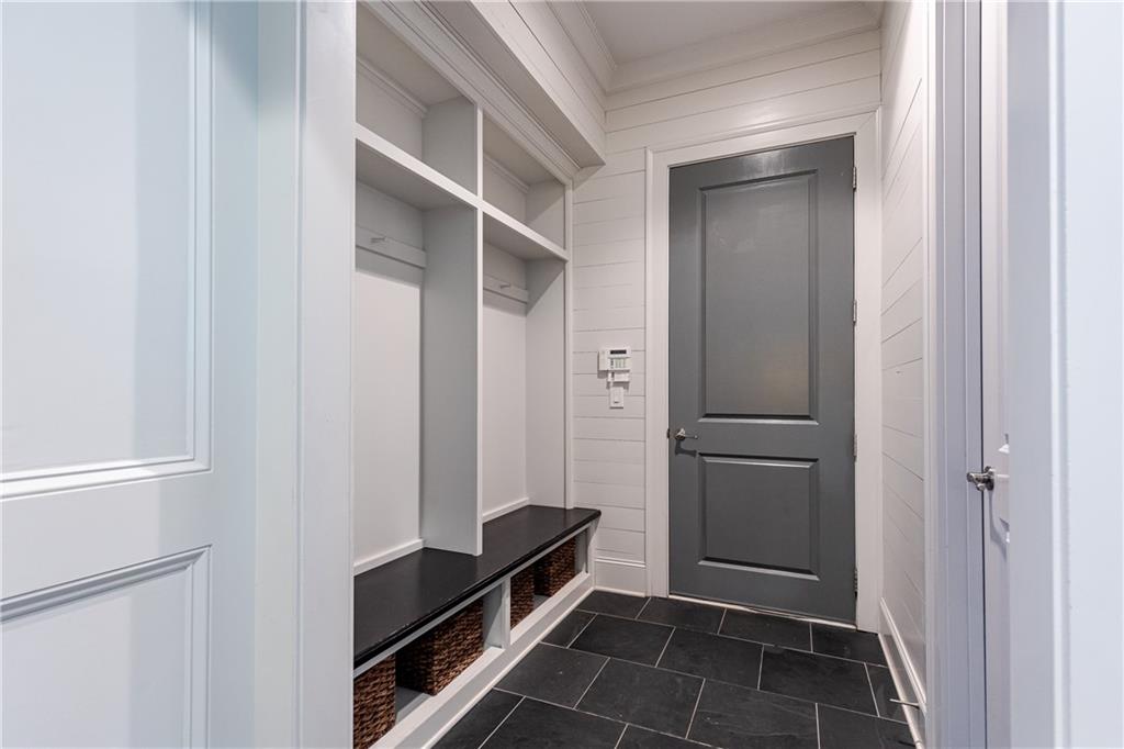 6470 Long Island Drive NW