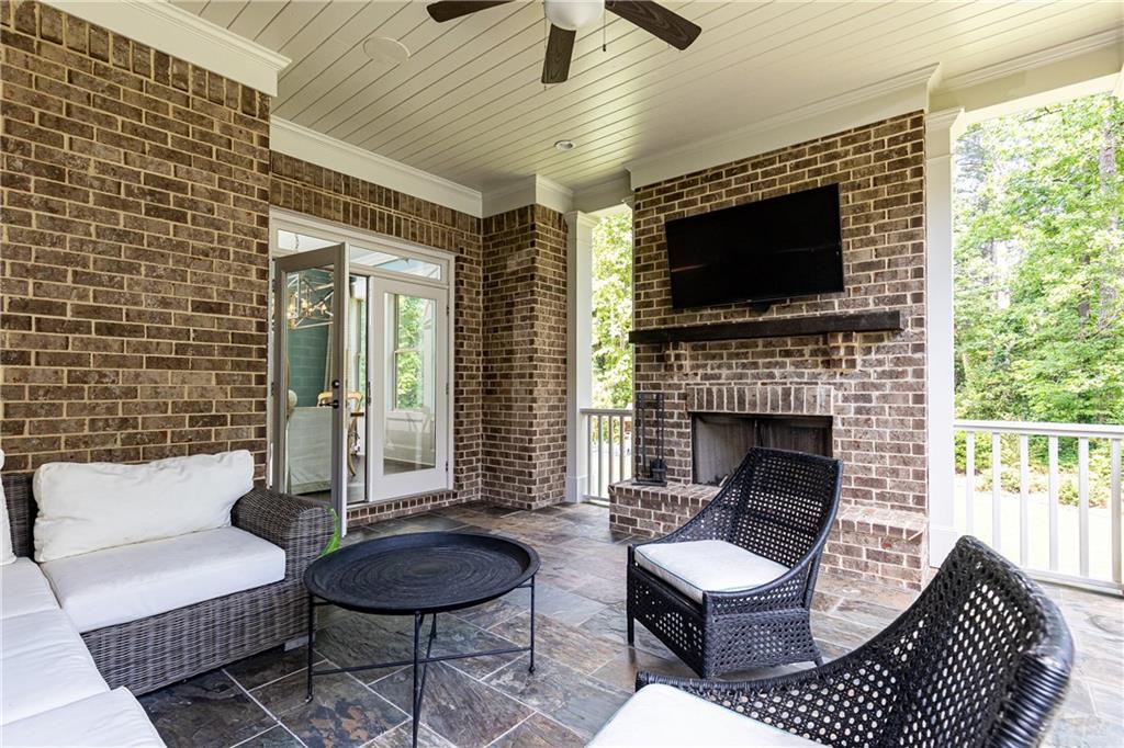 6470 Long Island Drive NW