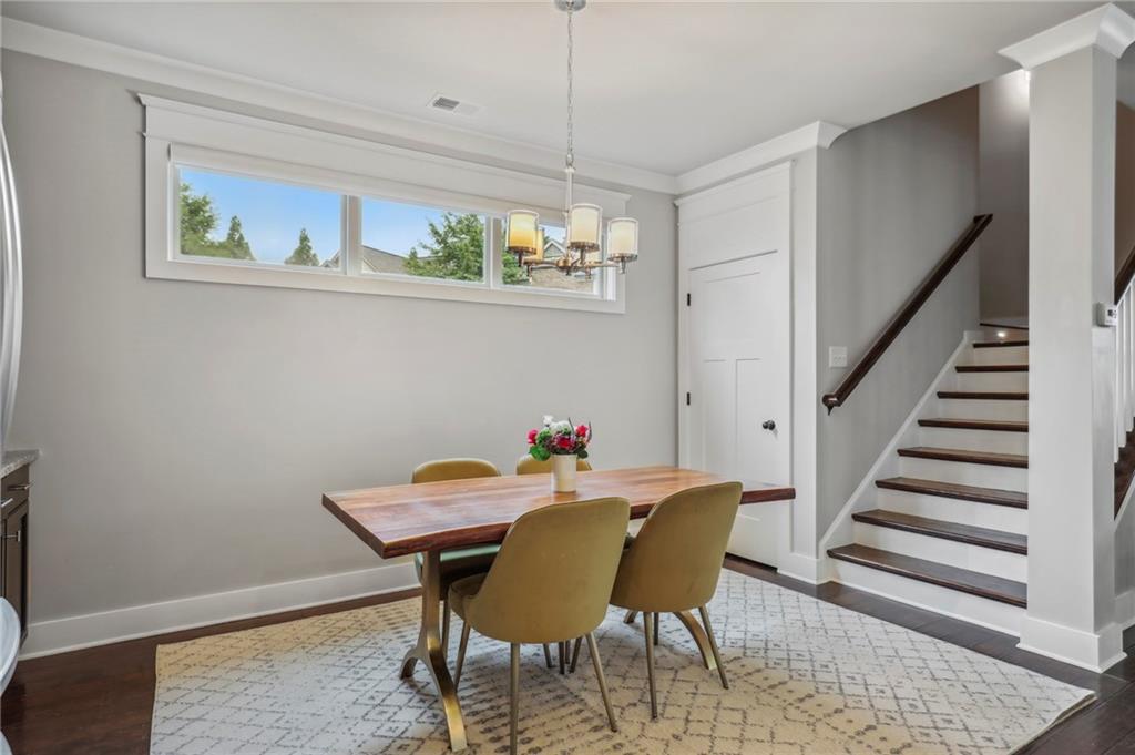 1712 Whitfield Parc Circle SE