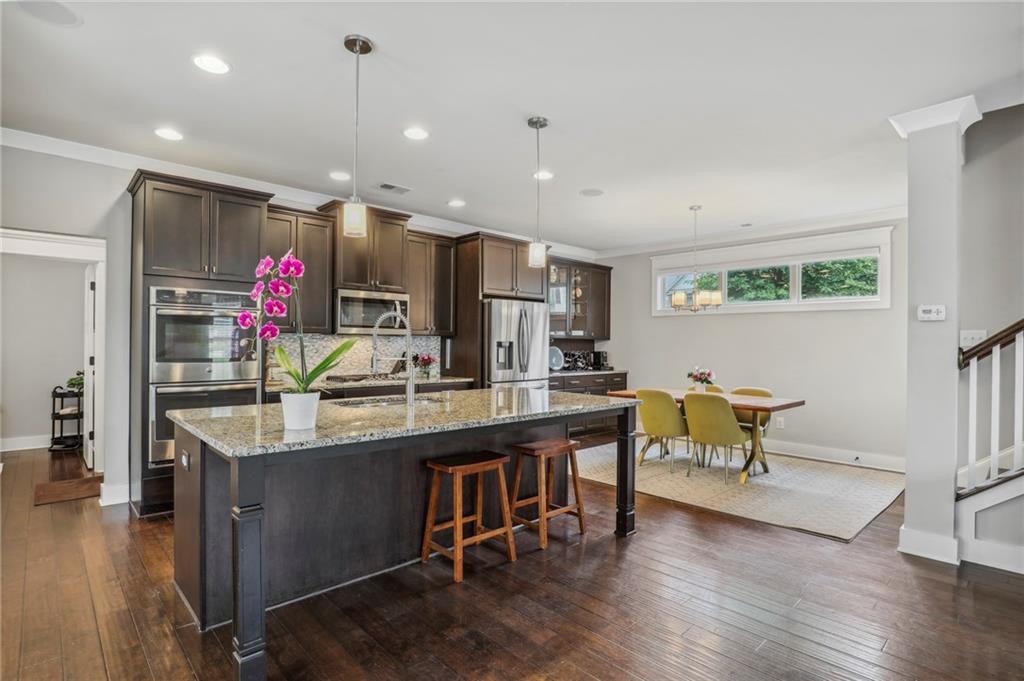 1712 Whitfield Parc Circle SE