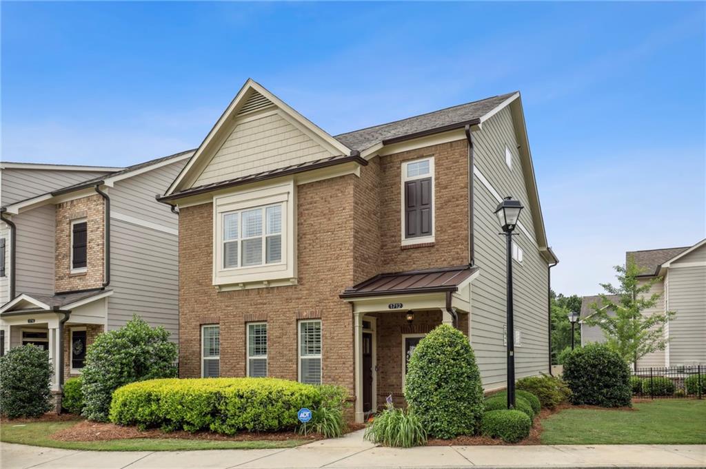 1712 Whitfield Parc Circle SE