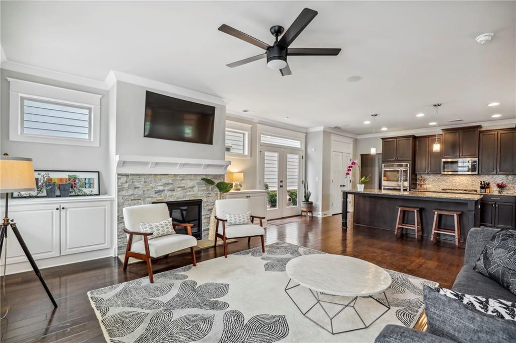 1712 Whitfield Parc Circle SE