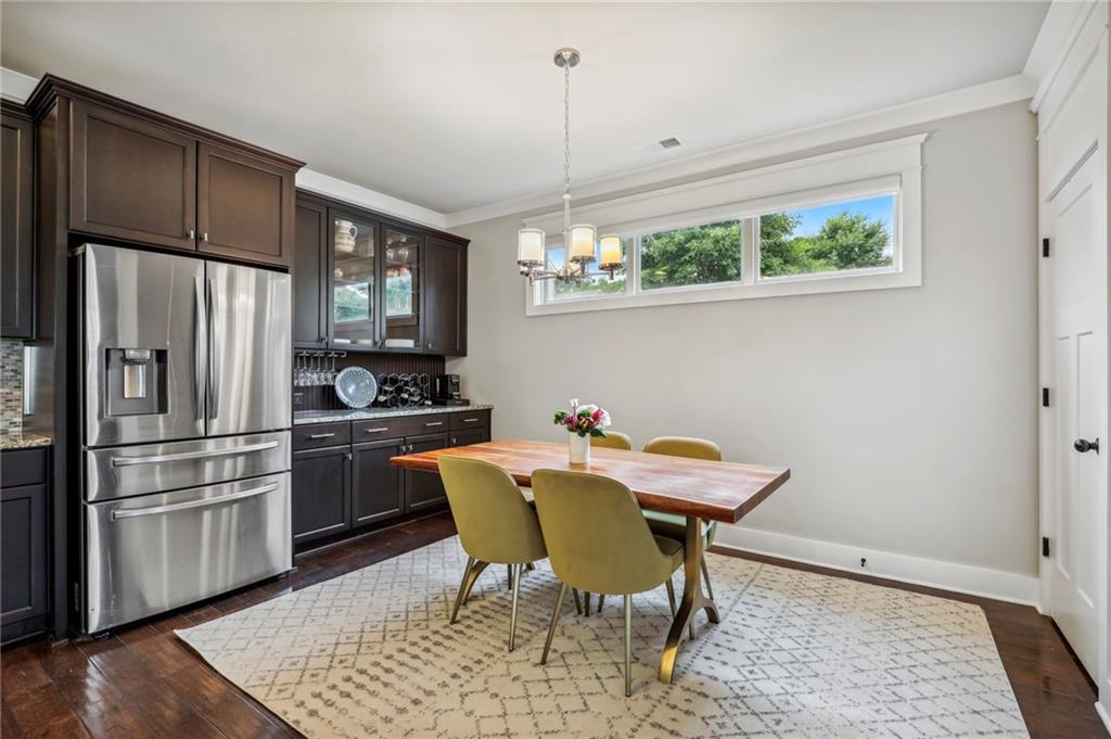 1712 Whitfield Parc Circle SE