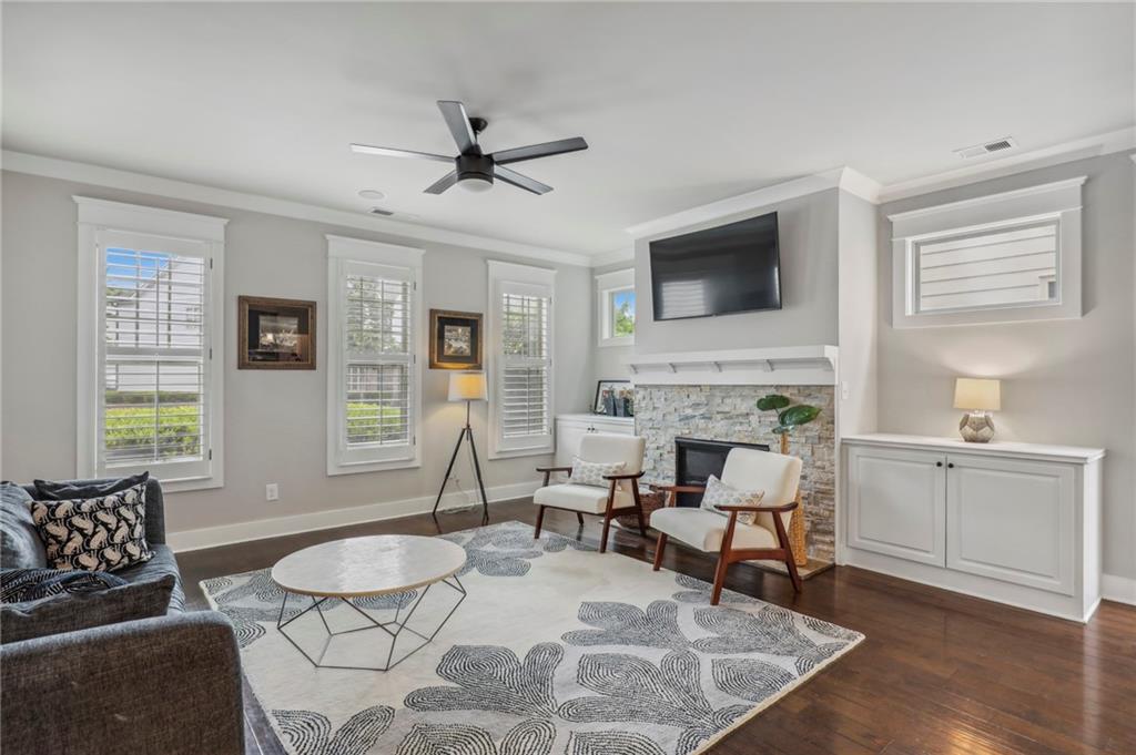 1712 Whitfield Parc Circle SE