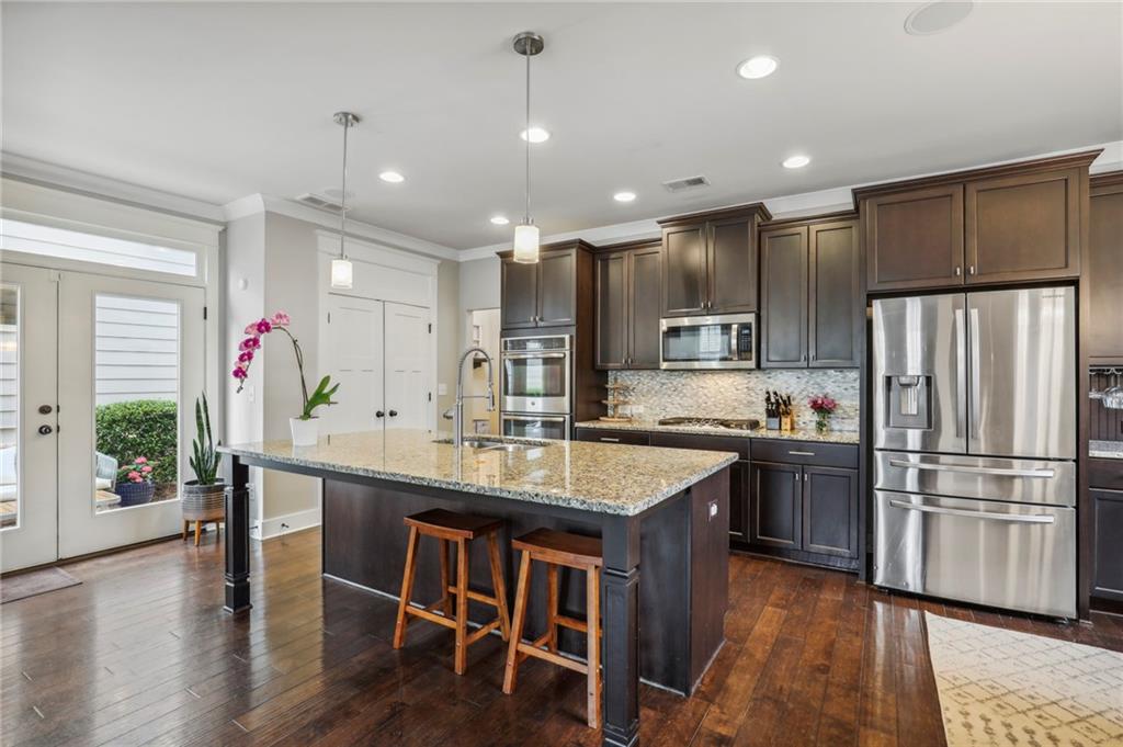 1712 Whitfield Parc Circle SE