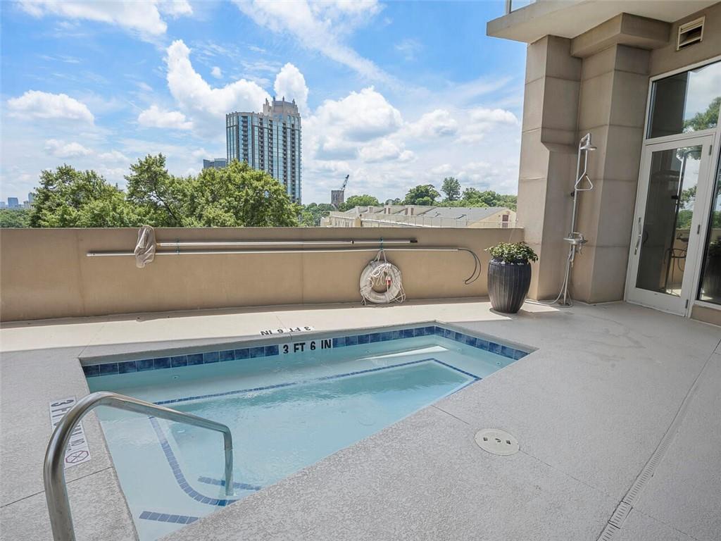 2881 Peachtree Road NE Unit 1005