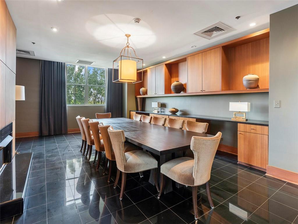 2881 Peachtree Road NE Unit 1005