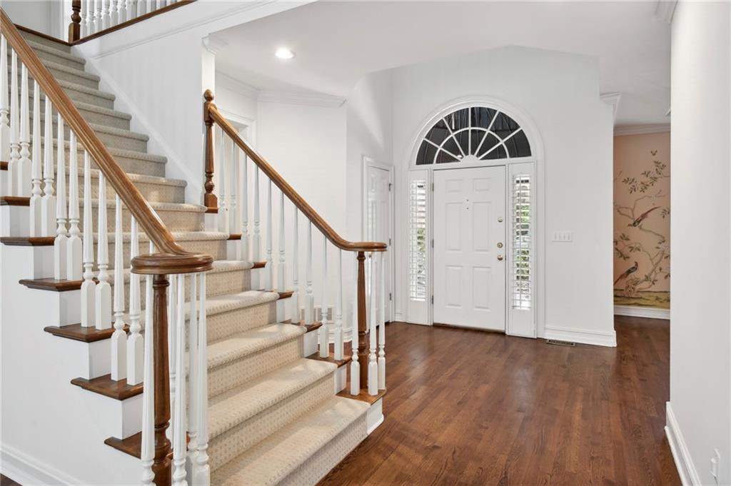 10 Westminster Close Drive NW
