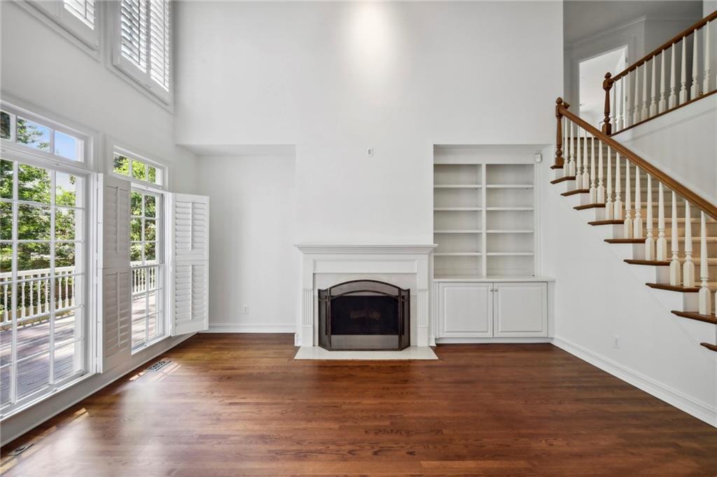 10 Westminster Close Drive NW