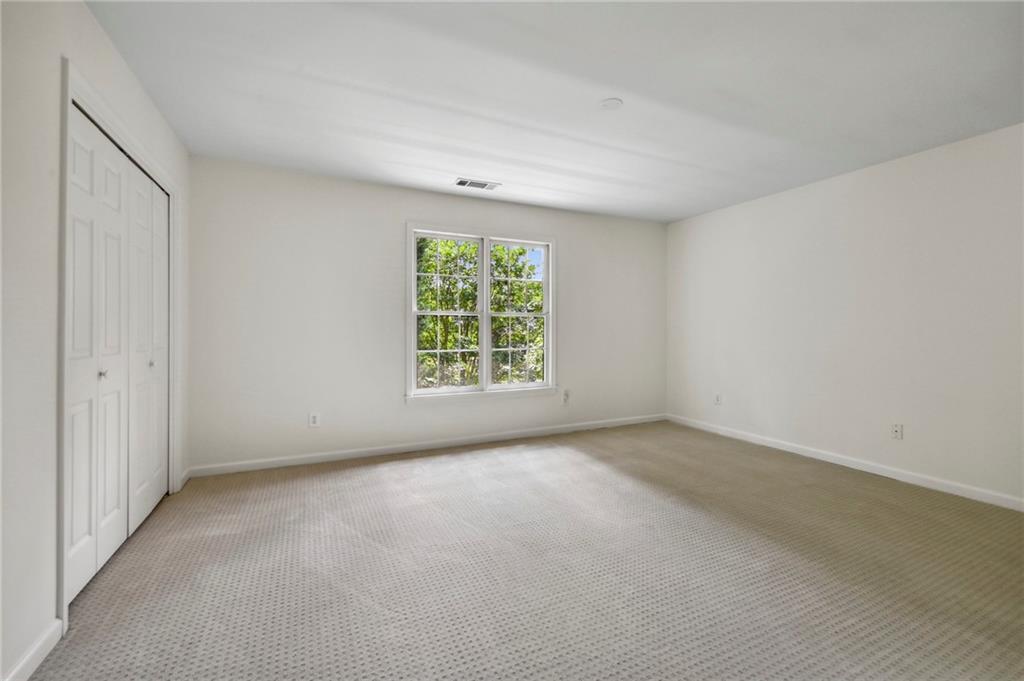 10 Westminster Close Drive NW