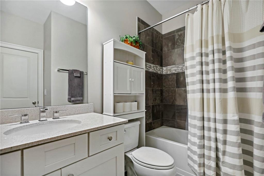 3619 Brookleigh Lane NE