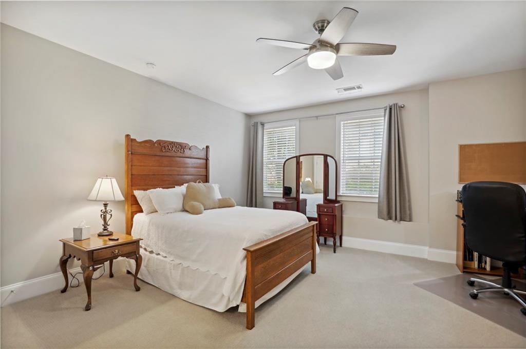 3619 Brookleigh Lane NE