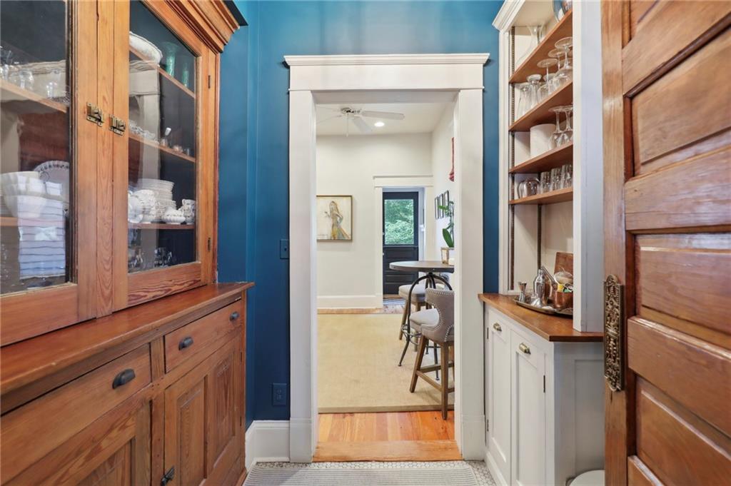 418 Sinclair Avenue NE