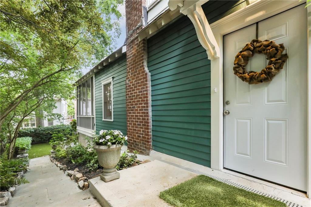 418 Sinclair Avenue NE