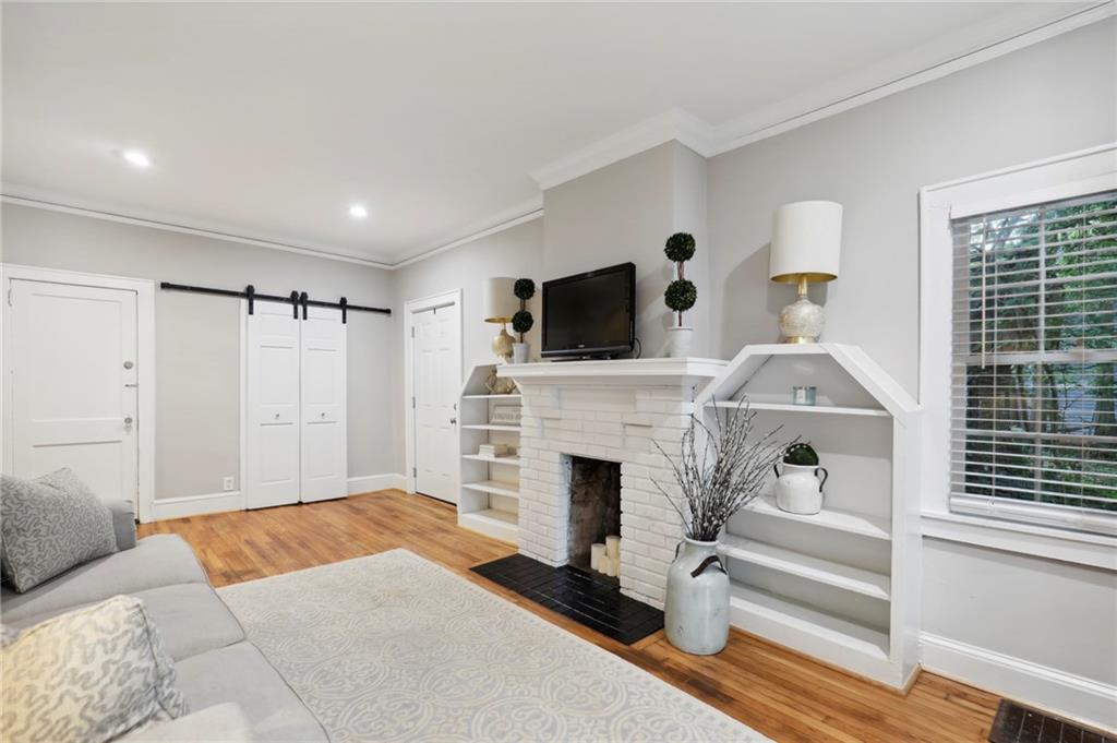 418 Sinclair Avenue NE