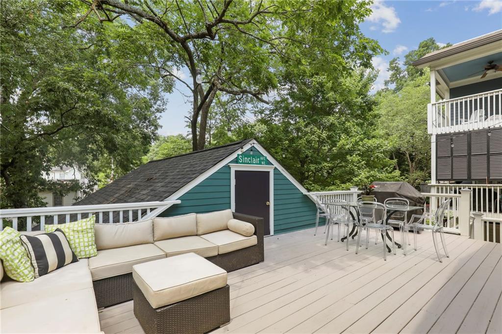 418 Sinclair Avenue NE