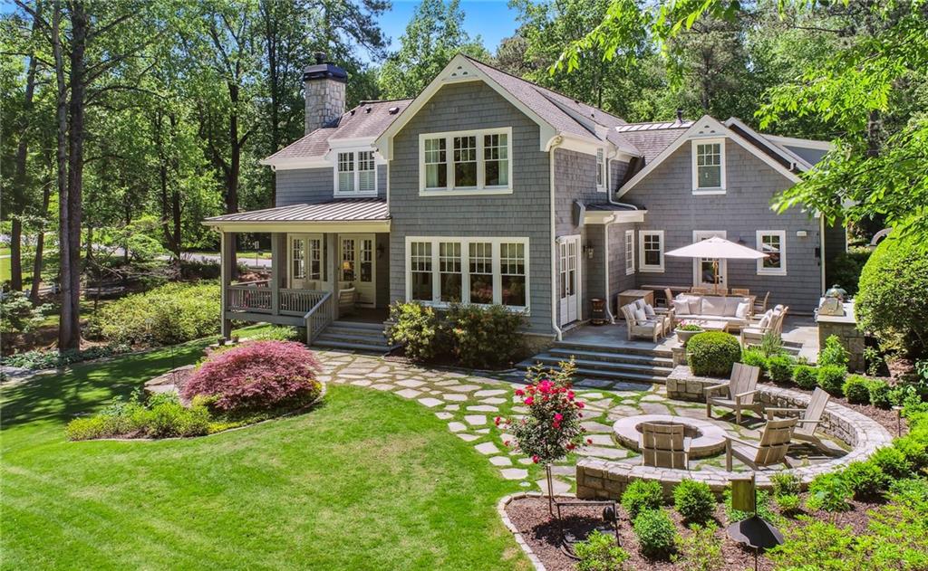 2562 Weigelia Road NE