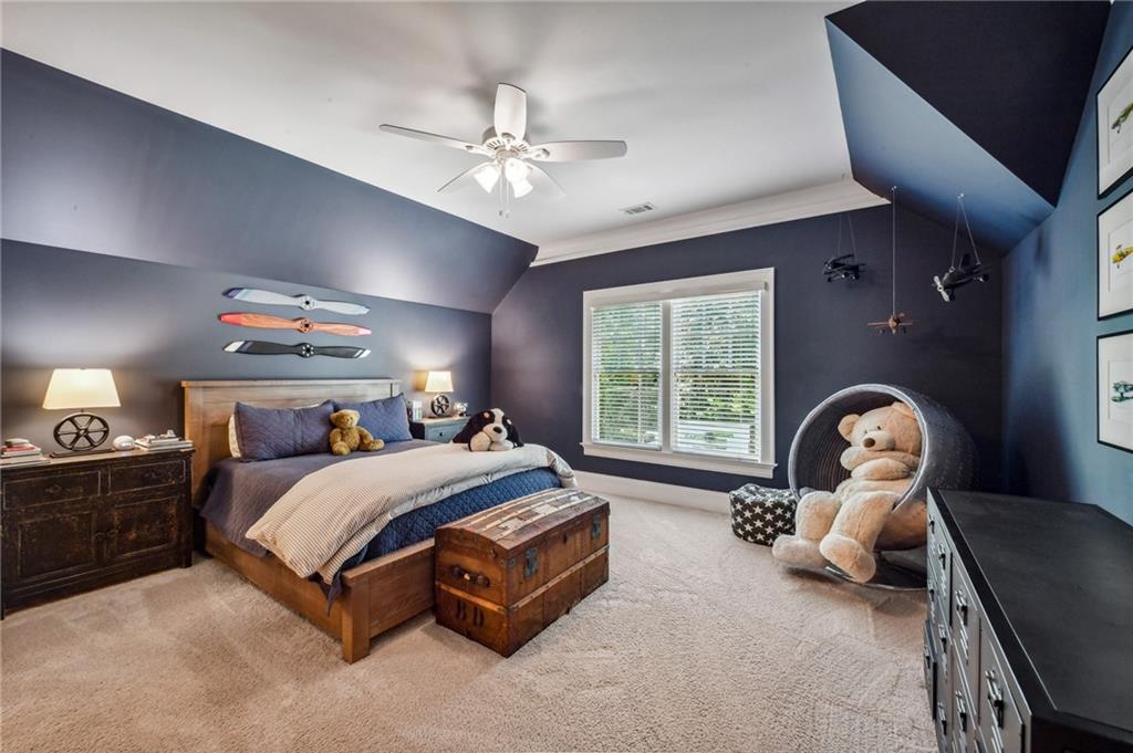 2562 Weigelia Road NE