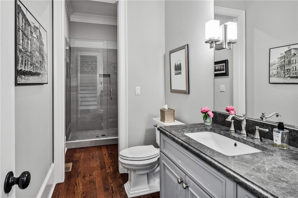 2562 Weigelia Road NE