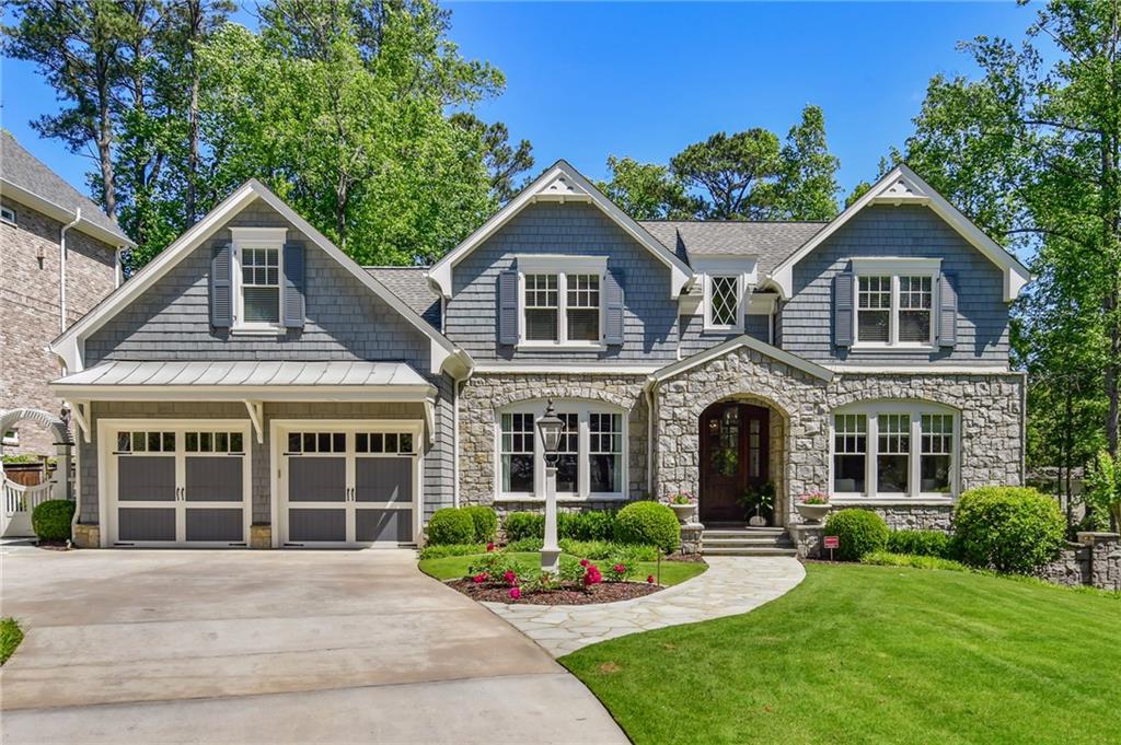 2562 Weigelia Road NE