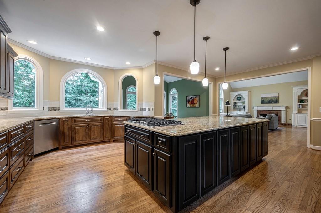 1045 Creek Ridge Pointe