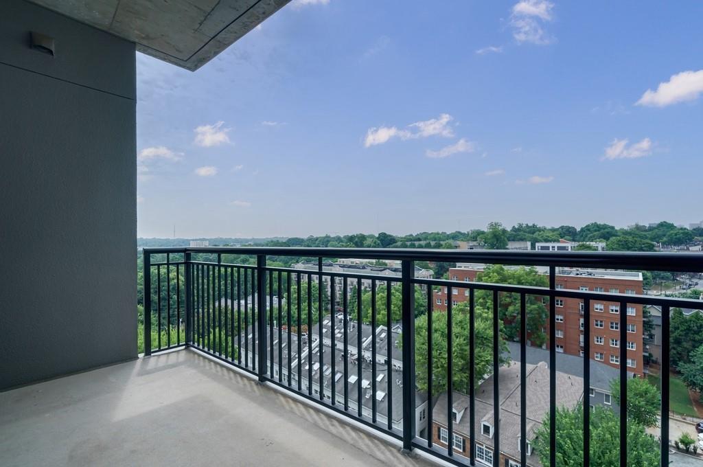 222 12th Street NE Unit 1005