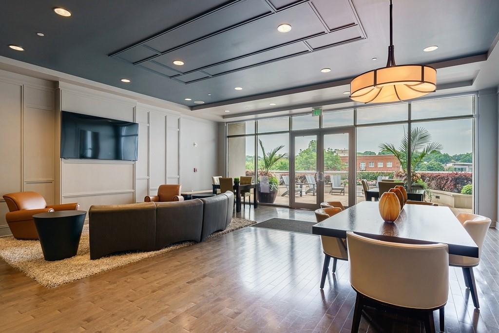 222 12th Street NE Unit 1005