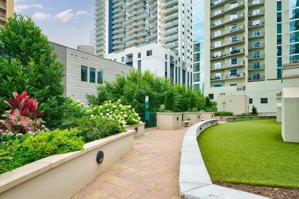 222 12th Street NE Unit 1005