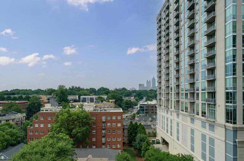 222 12th Street NE Unit 1005