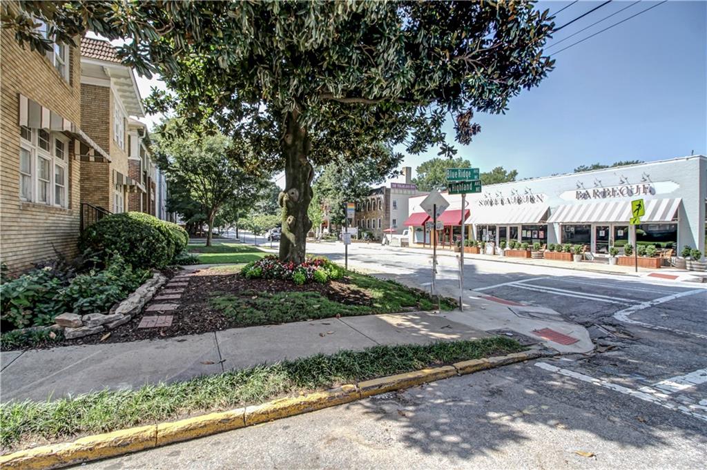 967 Blue Ridge Avenue NE