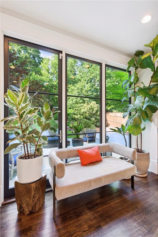 967 Blue Ridge Avenue NE