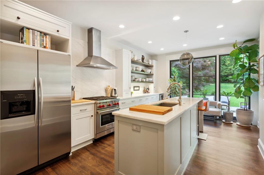 967 Blue Ridge Avenue NE