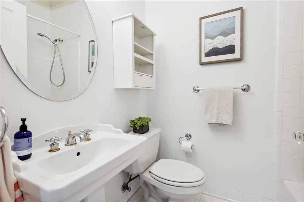 967 Blue Ridge Avenue NE