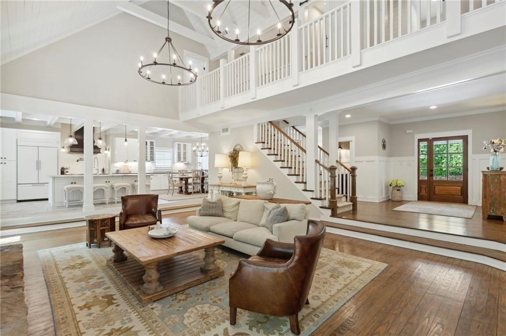 4619 Woodland Brook Drive SE