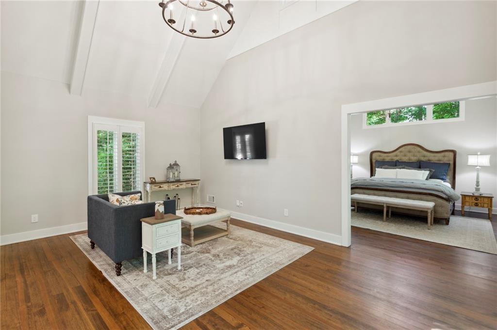 4619 Woodland Brook Drive SE