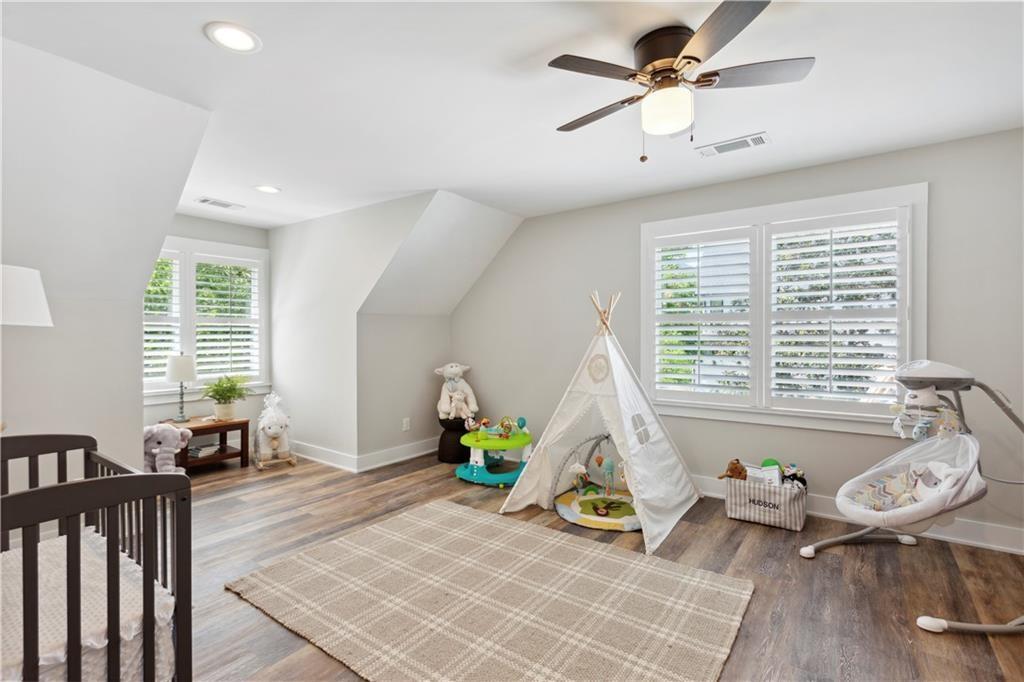 4619 Woodland Brook Drive SE