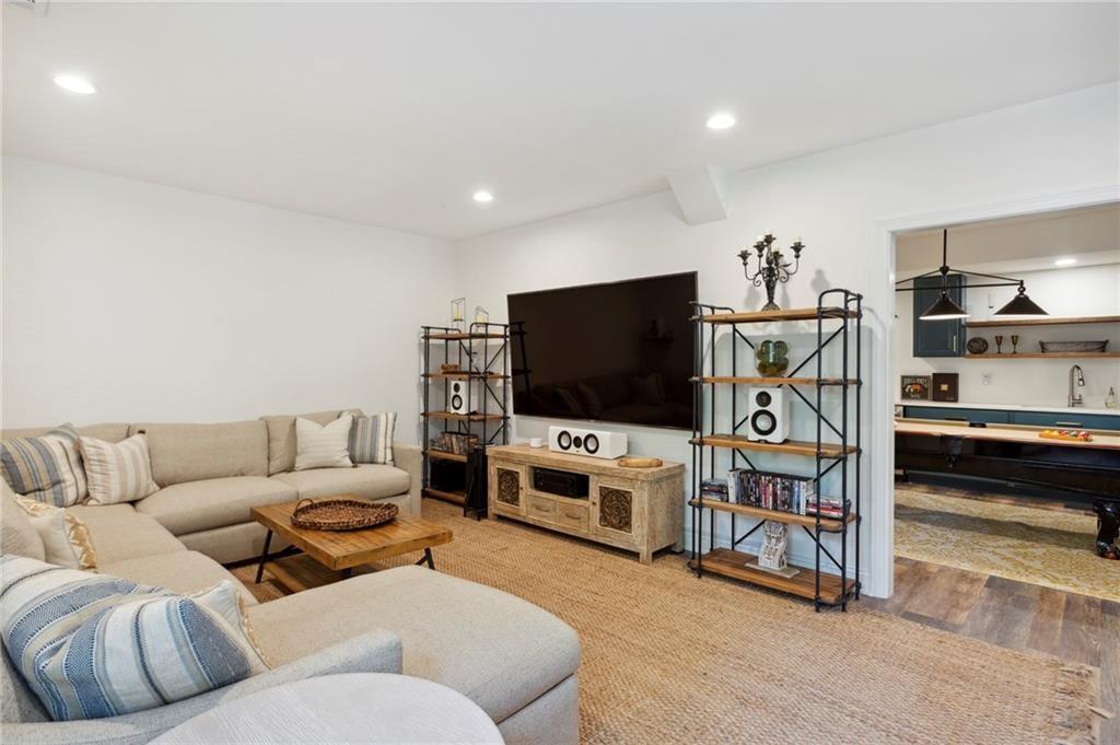 4619 Woodland Brook Drive SE