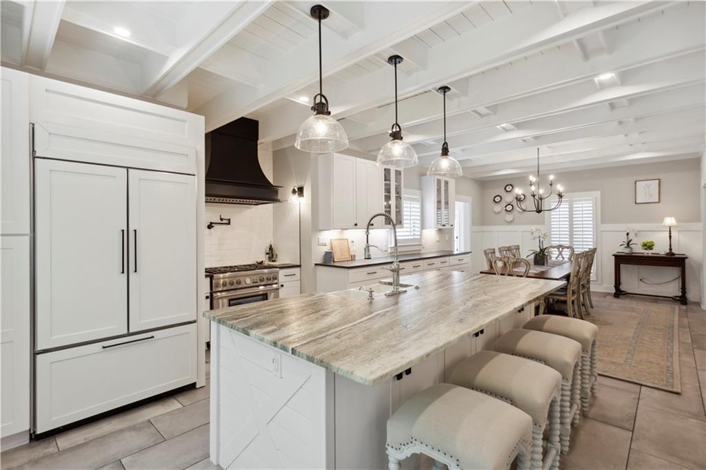 4619 Woodland Brook Drive SE