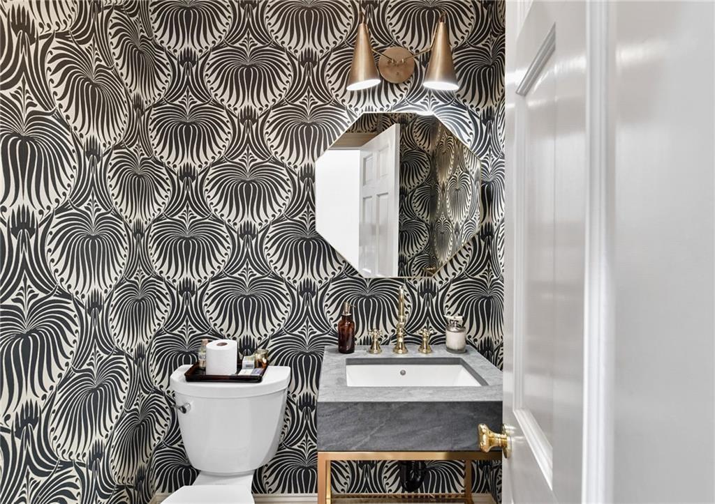 1124 Berkshire Road NE